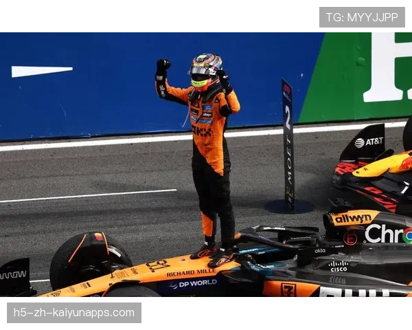 前F1世界冠军狠批：长期居于积分榜首让皮亚斯特里变得自满，f1前身